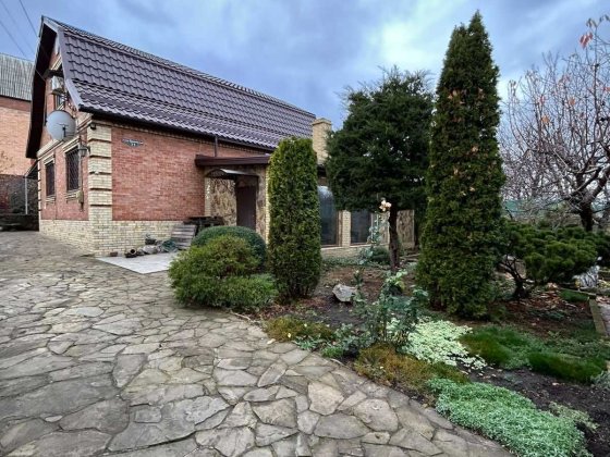 Сдается дом в р-н Северный. Не более 5 человек Славянск