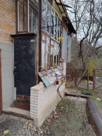 здам 1/3 будинку - фото 1