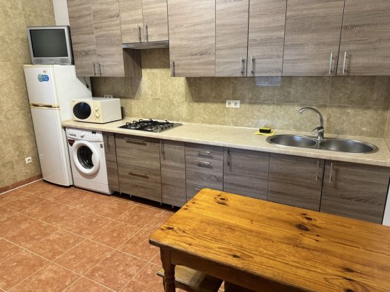 2 кімнатна частину будинку на оренду Гречани / зупинка Будівельників Хмельницький