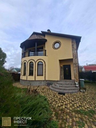 Оренда сучасного будинку  з авторським дизайном - фото 1