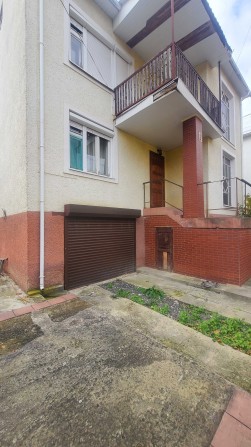 Здам будинок 4 кімнати в компотному районі - фото 1