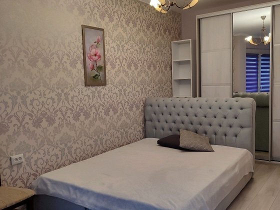 Здається в довгострокову оренду квартира-студія. Чернівці