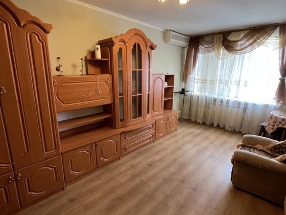 Довгострокова оренда 2 кімнатної квартири вул. Шосейна, Центр.