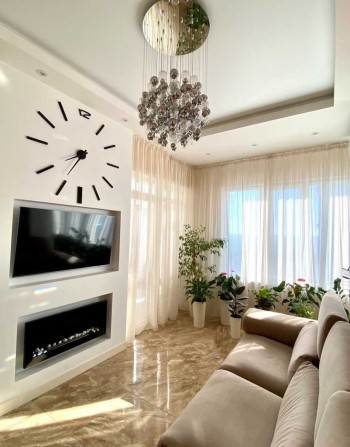 Оренда 3х кімнатної квартири у Вознесенівському р-ні (ЖК Лермонтова) - фото 1