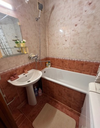 Сдам 3 комн. Южный р-н - фото 1