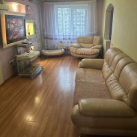 Продаж 3к квартири вул Героїв Дніпра 32 Оболонський р-н Правий берег Київ