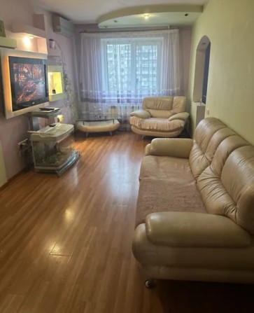 Продаж 3-к квартири вул. Героїв Дніпра 32 - фото 1