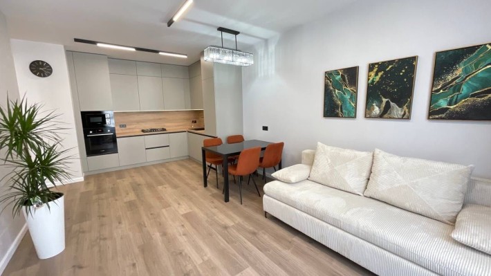 Оренда крутої 2 кім.кв. (перша здача) - фото 1