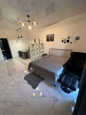 Оренда 1-к квартири в новобудові на вул. Зелена - фото 1