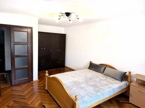 Оренда 1 кімнатної квартири з ремонтом. Ліжко. Вул. Зелена Львів