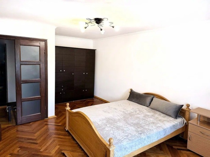 Оренда 1 кімнатної квартири з ремонтом. Ліжко. Вул. Зелена - фото 1