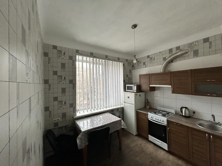 Сдам вiд власника 1к.кв. Проспект Соборный р-н Украины - фото 1