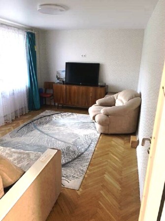 Продам 2-кімнатну квартиру вул. генерала Геннадія Воробйова 8а. Солом'янський р-н - фото 1