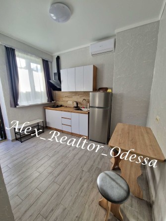 Сдам 1 комн. квартиру. 7 ст. фонтан. можно. 1 месяц. Рядом. Аркадия. - фото 1