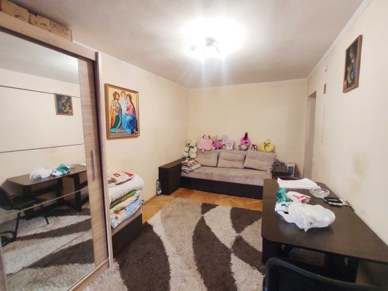 Оренда просторої 2-кімн. квартири у ближн. Центрі по вул.Акад.Сахарова Львів