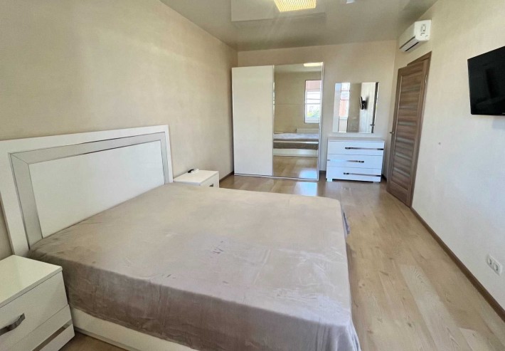 Сдам 1 комнатную квартиру на Сахарова - фото 1