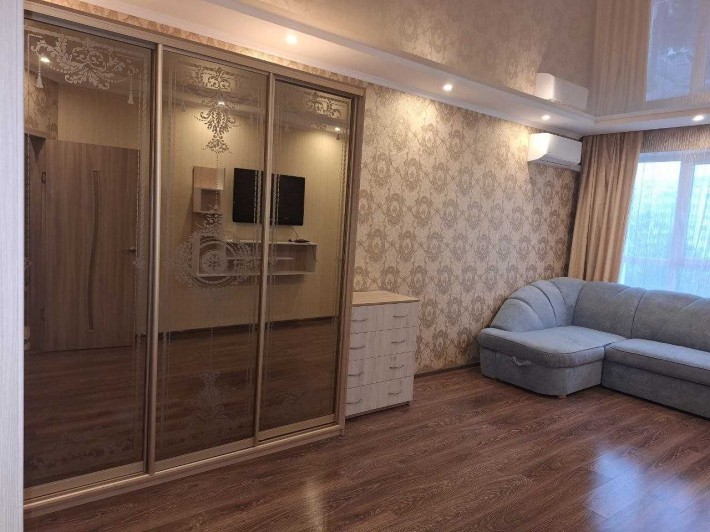 Аренда 1 ком.кв./ Новострой ЖК Мира 4/ м.'Индустриальная' - фото 1