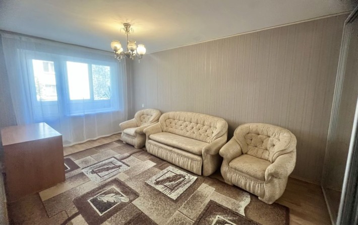 Довгострокова оренда 2х кімнатної квартири на Площі Перемоги - фото 1