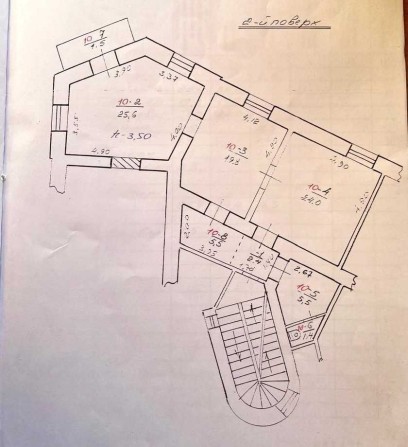 Оренда просторої 2к в історичному центрі. - фото 1
