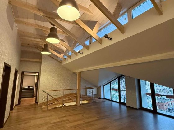 Оренда ексклюзивної 2-х рівневої квартири просп. Чорновола 220 кв.м. Львів