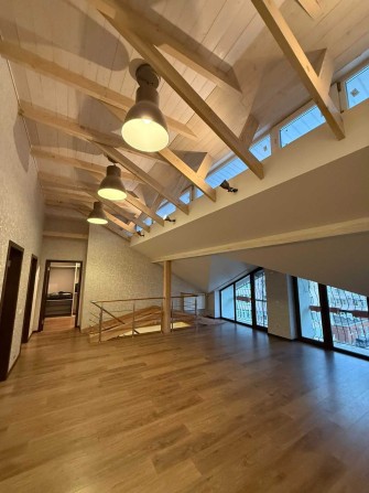 Оренда ексклюзивної 2-х рівневої квартири просп. Чорновола 220 кв.м. - фото 1