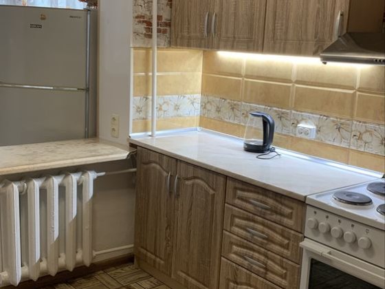 1 комн  Небесной сотни. 53 кв.м от хозяина