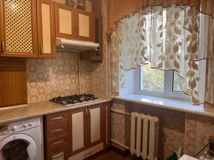 Довгострокова оренда квартири, Миколаїв, вул. Григорʼєва Олега, буд. 2 - фото 1