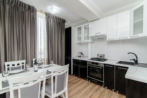 Сдам 3 ком квартиру парк" Победы"! - фото 1