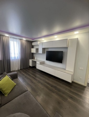 Сдам отличную 2-комн.кв-ру 50м2 Павловка Клочковская м Научная - фото 1