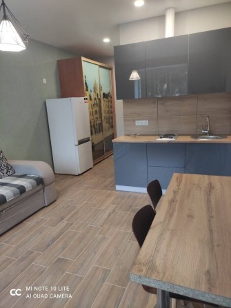 Сдам гостинку с евроремонтом - фото 1