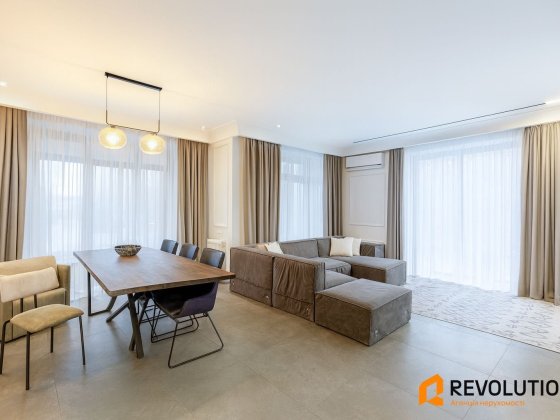 БЕЗ %! Оренда 2-поверхового будинку з басейном і генератором