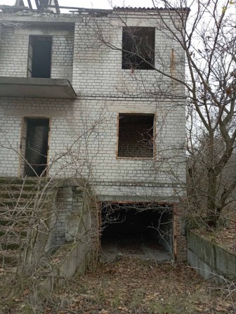 Сдам дом 2ух эт под ремонт 150м2 - фото 1