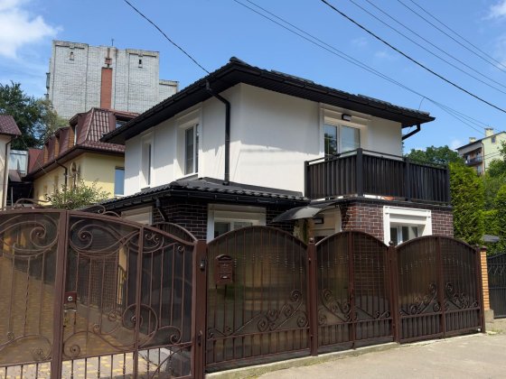 2-х кімн. БУДИНОК бл, центр вул. БОЙКІВСЬКА (горіх.гай,бічна Сахарова)