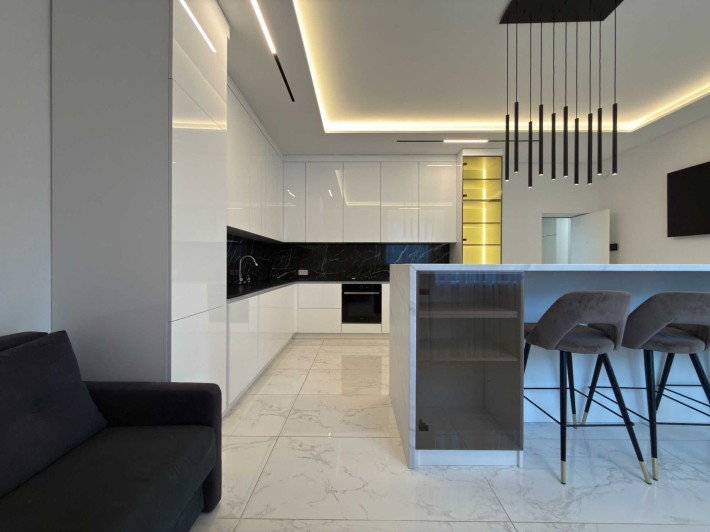 Оренда приватного будинку. Поршна — 400 м², 30 соток. 4000$/міс - фото 1