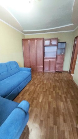 Сдам 2 комнатную квартиру,  недалеко от метро - фото 1