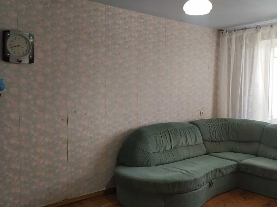 Сдается в аренду теплая 3 к. кв в районе Мэтро Харьков