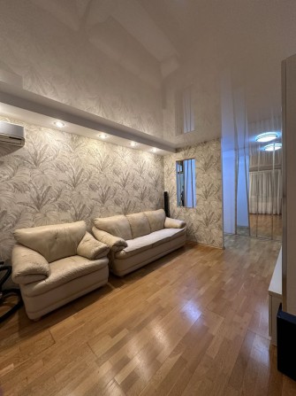 Реальная 3-ка на Алексеевке, Людвига Свободы 46, метри Победа 3 мин - фото 1