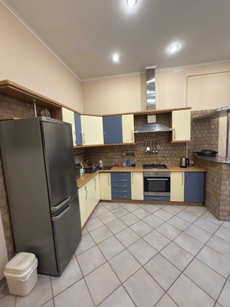 Оренда 2 км. квартири Франка. Центр міста - фото 1