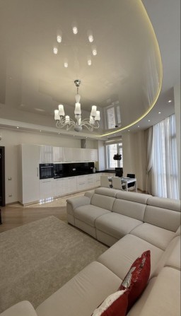 СТИЛЬНАЯ 3-комнатная квартира в Аркадии | Долгосрочная аренда - фото 1