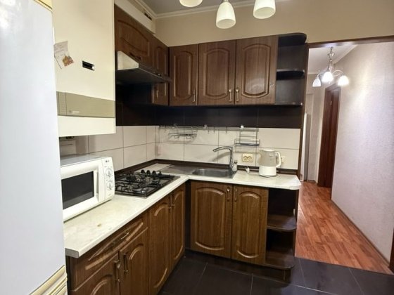 Здам 2 кім Личаківський район Вул. Котика Львів