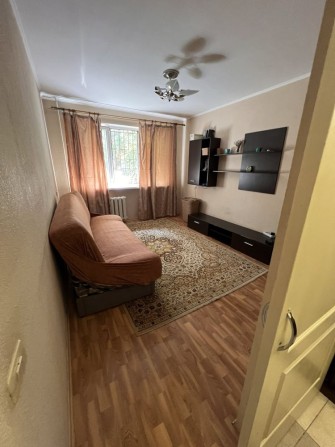 Сдам 1 комн Дом мебели 6000  т - фото 1