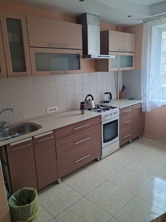 Сдам 2-х ком кв на Таирова. Ул. Небесной сотни - фото 1