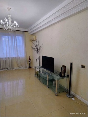 сдам 3 ком.Королева/ 13 трамвай,Тополева ,райадминистрация ,9/10 эт - фото 1