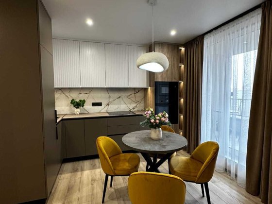 Оренда 2-кім. квартири на вул. Зелена Львів