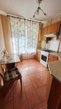 Сдам долгосрочно 2-комнатную квартиру на ул. Армейская 12/2 - фото 1