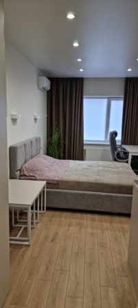 Сдам студию м. Защитников Украины в новострое - фото 1