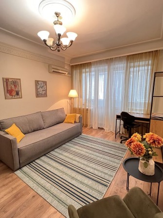 Реальная! Сдам 1к в сталинке на пр. Науки / Бакулина - фото 1