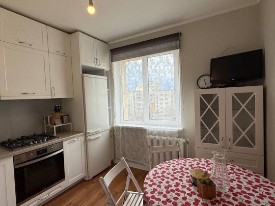 Оренда 1 кімнатної квартири 40 м2 по вул. Стеценка, 7/бічна Грінченка Львов