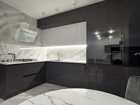 Оренда 1-кімнатної квартири-студії вул. Угорська [власник] Львов