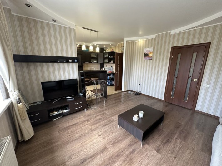 Аренда хорошей 2-ки новом доме мкр Лески - фото 1